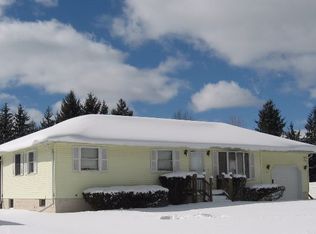 26 Sanford Dr, Jamestown, NY 14701