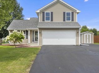 2237 Tumbleweed Ln, Beloit, WI 53511
