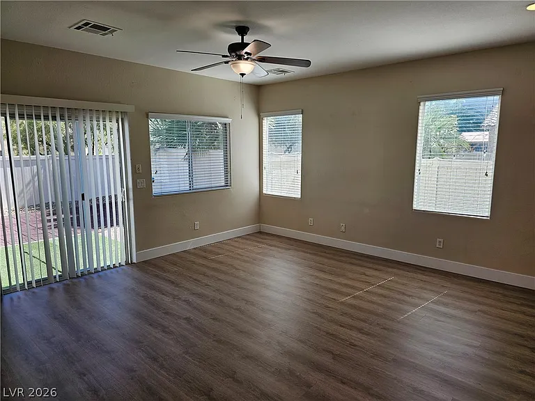 1018 Garnet Ridge Ct — Photo 7