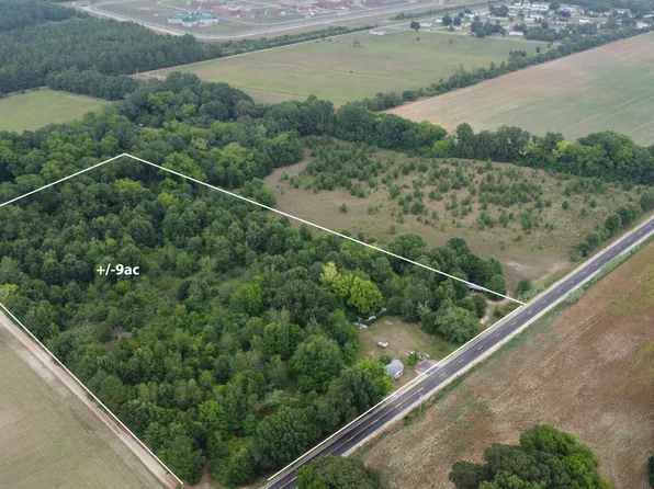 565 Davids Pond Rd, Bennettsville, SC 29512