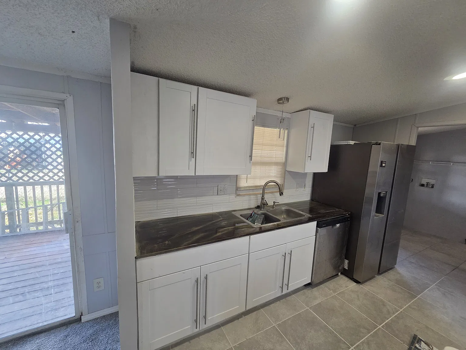 3 bed, 1900 sqft, $1,500 — Photo 2