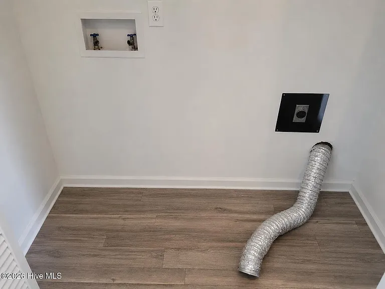 19 Upton Ct — Photo 14