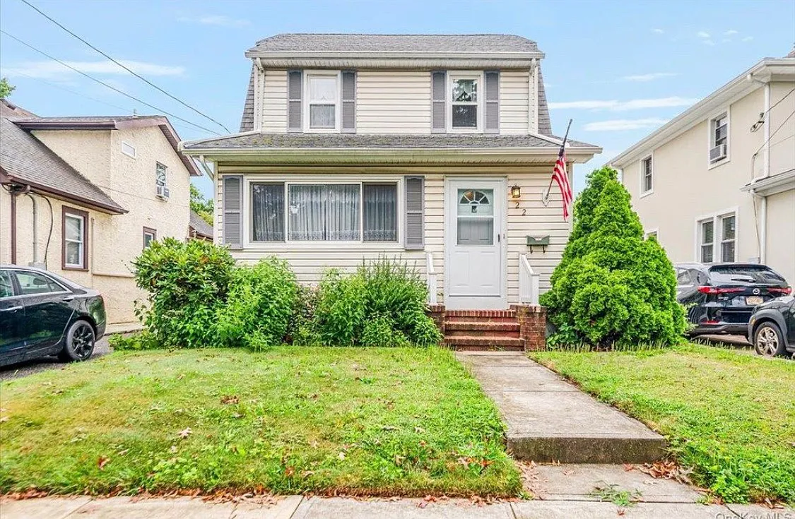 3 bed, 1267 sqft, $4,900 — Photo 1