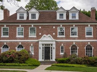 62 Manet Rd #2, Newton, MA 02467