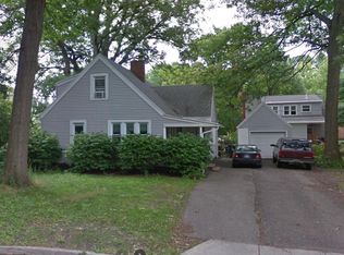 528 Sunrise Ct, East Lansing, MI