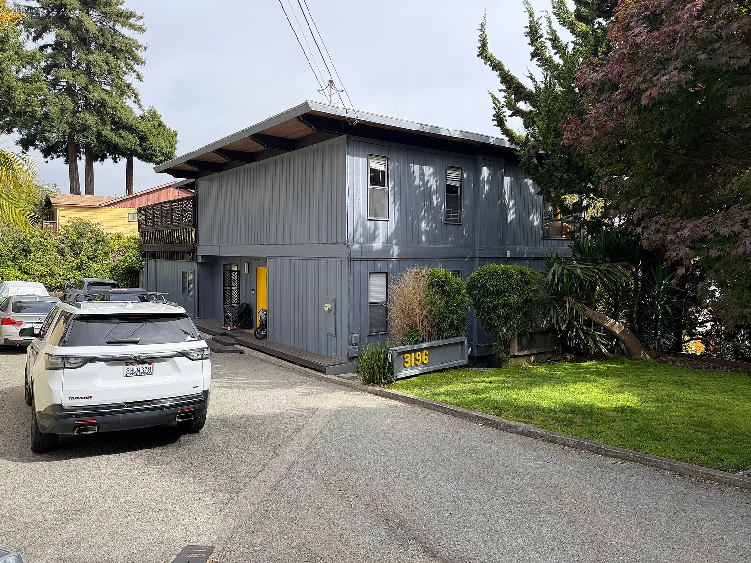 3196 Terrace Dr — Photo 1