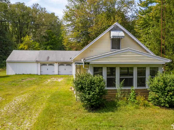 8357 Whiteford Rd, Ottawa Lake, MI 49267