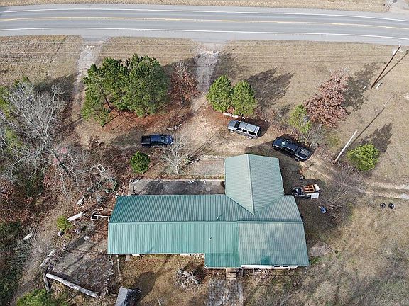 5th image of 3506 S 67th Hwy