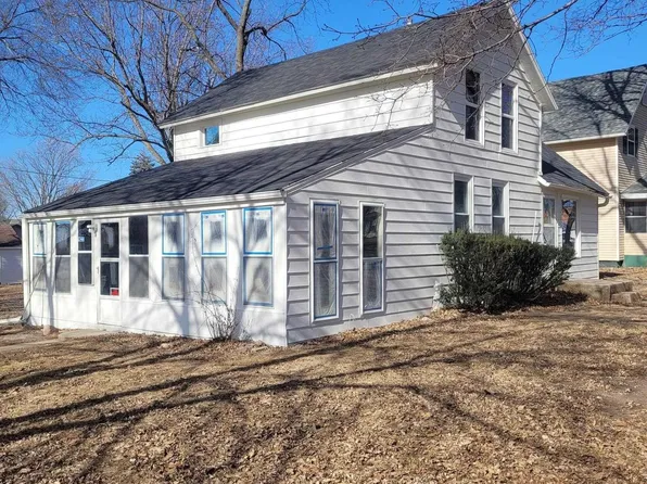 300 N Maple St, Marcus, IA 51035