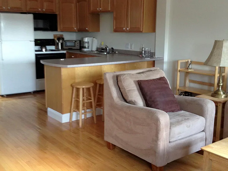 24 Pleasant St #4 — Photo 12