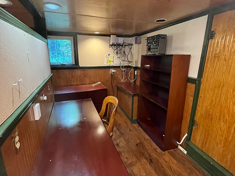 739 S Alexander Ave — Photo 4