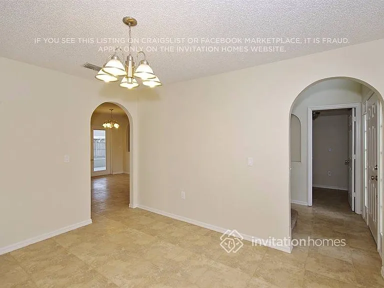 6702 Lorain St — Photo 6