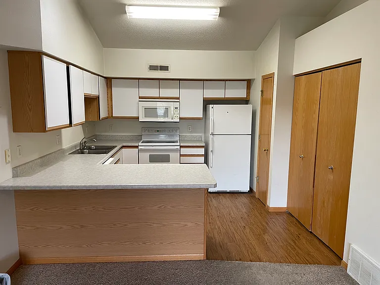 2266 Holiday Rd #309 — Photo 2