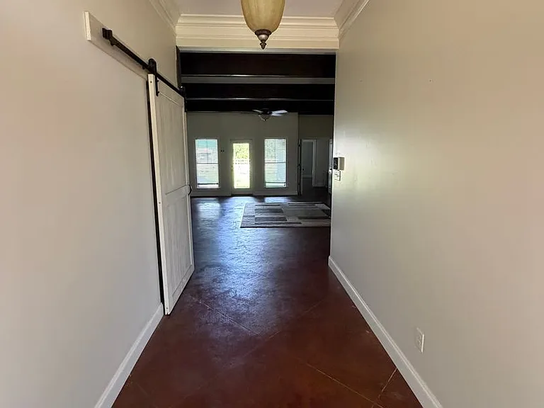 635 Walton Way Dr — Photo 18