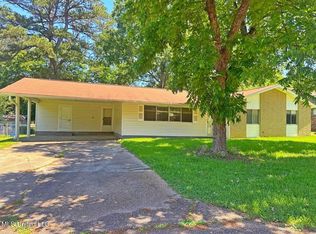 208 W Lisa Dr, Pearl, MS 39208