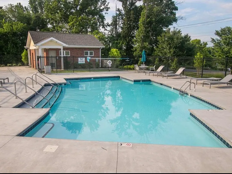 327 Lakeside Park Dr #82 — Photo 49