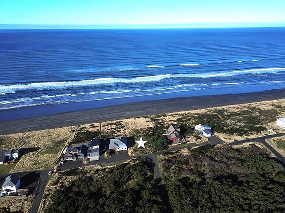 3rd image of 3 Dune Crest