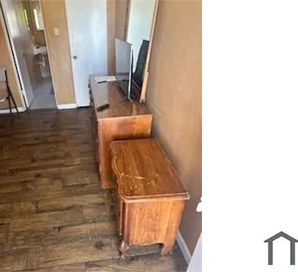 8002 Broadway #4