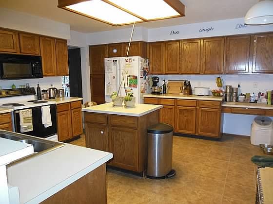 Spacious Kitchen