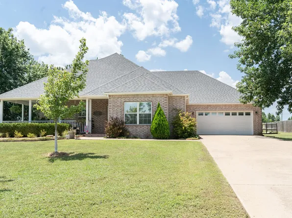 200 N Woodchuck Ln, Skiatook, OK 74070