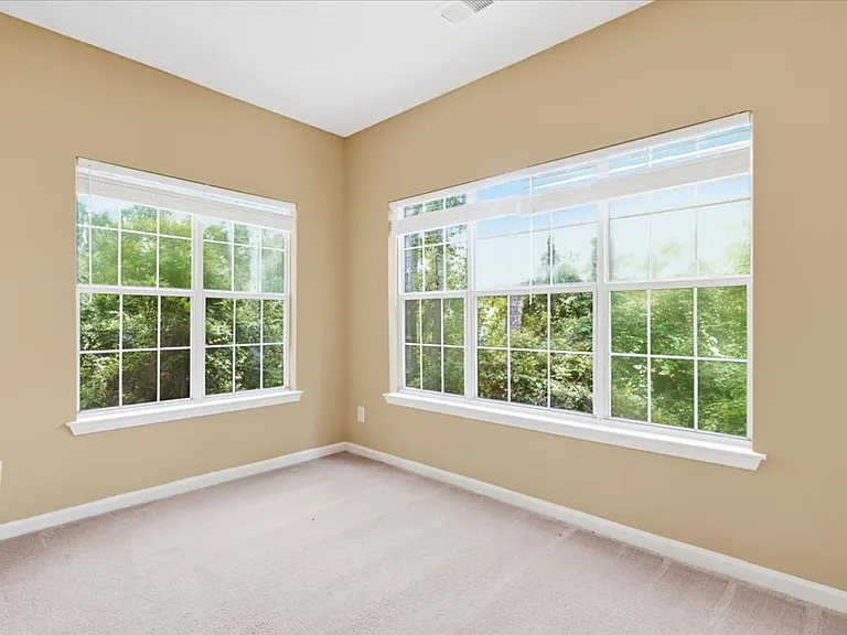 1202 Walden Park Dr — Photo 17