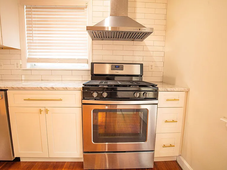 5810 Greenleaf Rd — Photo 10