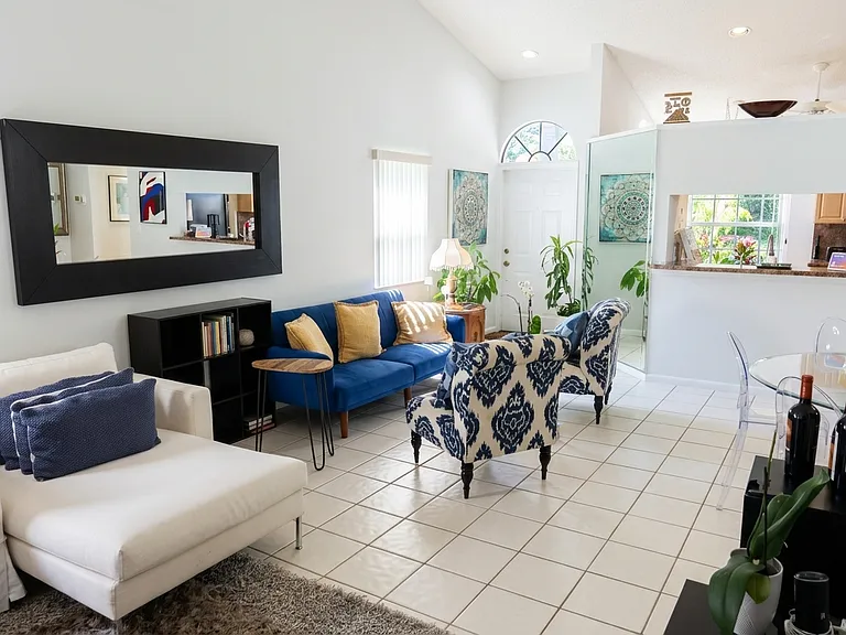 7604 Lexington Club Blvd #B — Photo 6