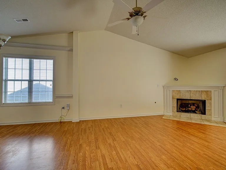 705 W Sago Ct — Photo 15