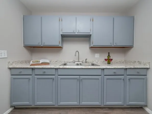 5852 Renee Ct #10, Cincinnati, OH 45239