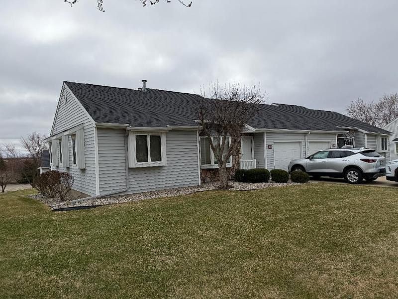 1st image of 6095 Golfview Dr