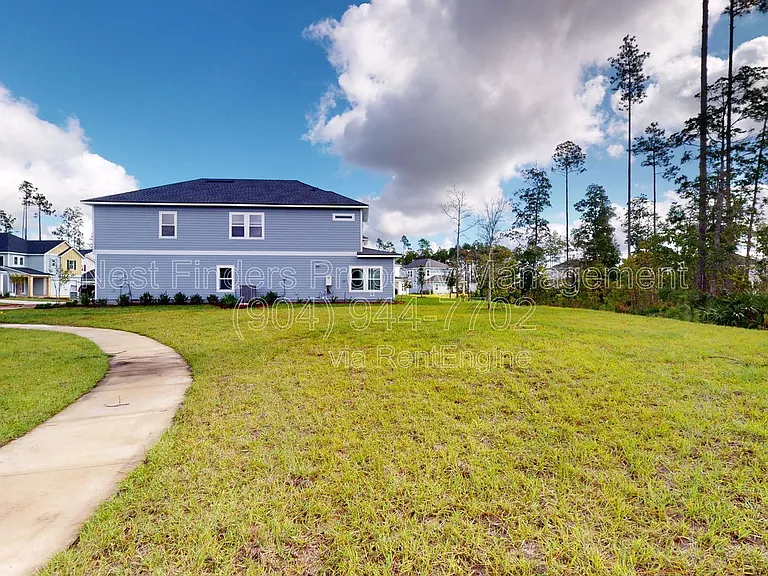 235 Starnberg Ct — Photo 28