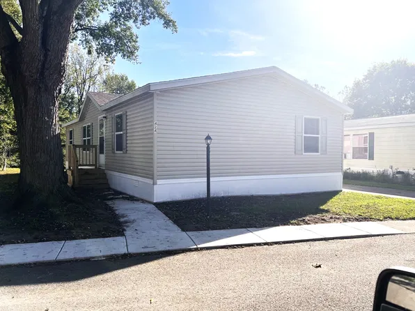 424 E Aberdeen Dr #424, Holland, OH 43528