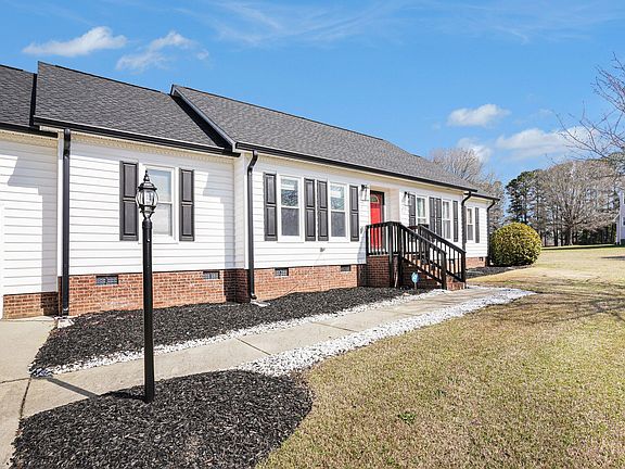 4th image of 2416 Whitset Pl