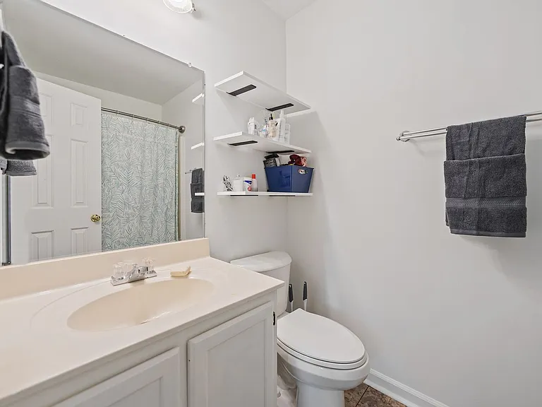 126 Shady Spring Pl — Photo 8
