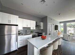 378 Millburn Ave #1, Millburn, NJ 07041