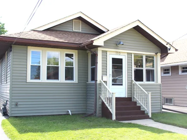 110 N Victory St, Waukegan, IL 60085