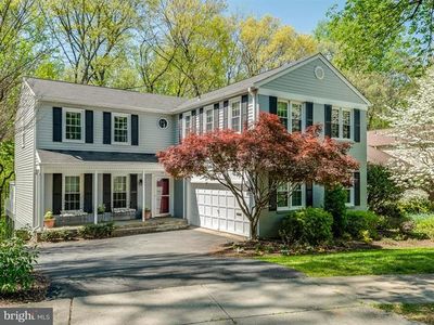 1421 Fallswood Dr, Rockville, MD, 20854