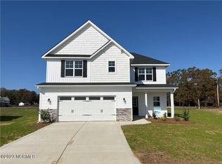 135 Stegman Ln, Dunn, NC 28334