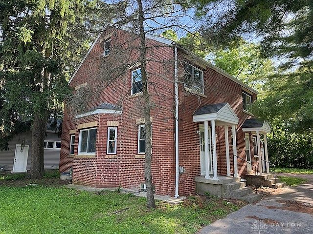 1st image of 1029 Iola Ave