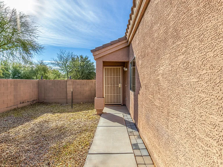 1893 E Diego Ct — Photo 28