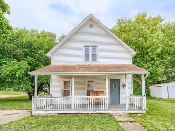 218 New St, Clio, MI 48420