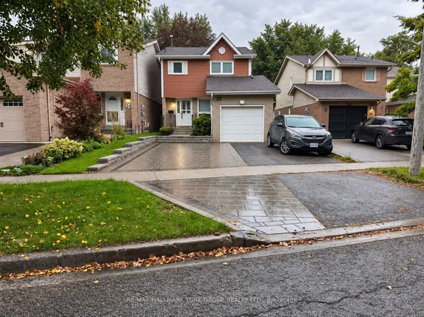 22 Thorne Ln, Markham, ON