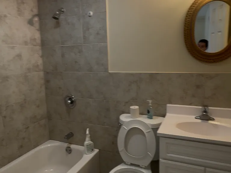 250 Hancock Ave #B — Photo 3