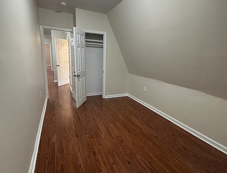 195 N 11th St #3B — Photo 3