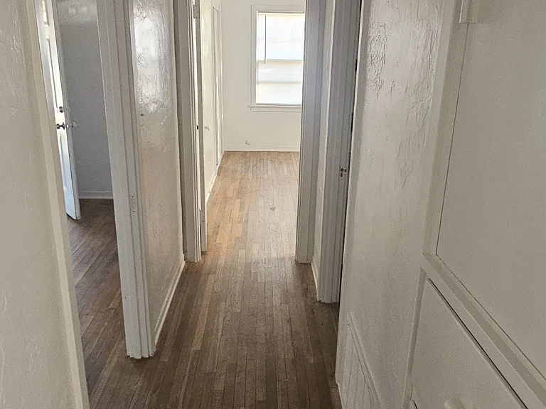 225 E Fredricks St — Photo 21