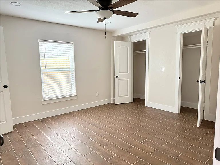 5924 Honeysuckle Dr — Photo 13