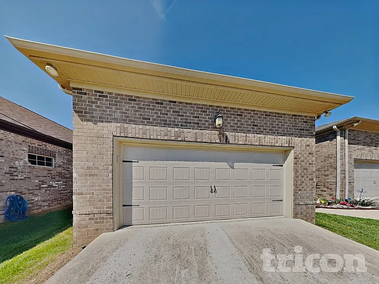 1080 Paddock Park Cir — Photo 15