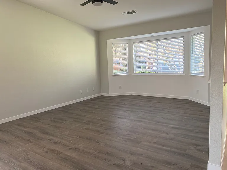 20612 McCoy Rd — Photo 3