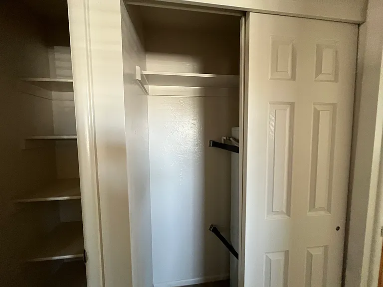 460 N 50 E — Photo 8