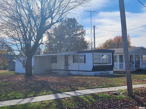 310 E Chester St, Pinckneyville, IL 62274